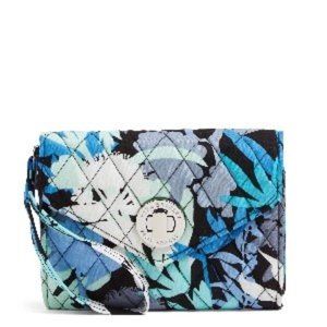 Vera Bradley Smartphone Wristlet in Camofloral